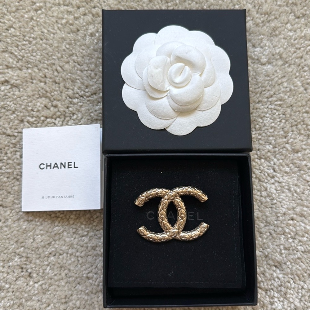 Chanel Brooch Authentic
